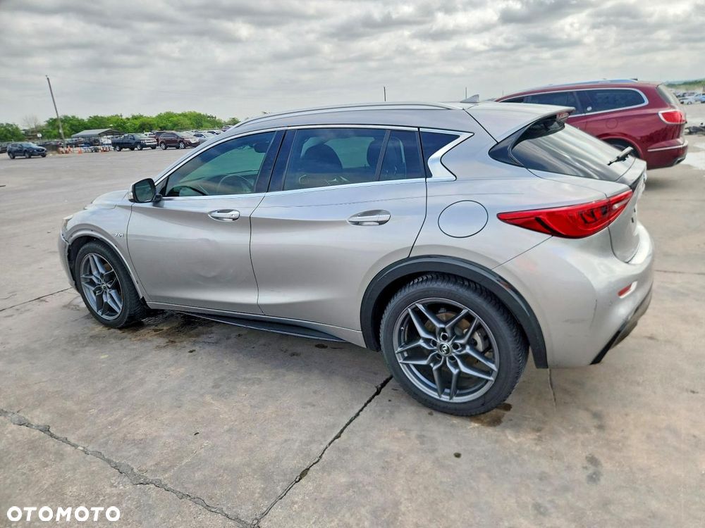 Infiniti QX30 - 4