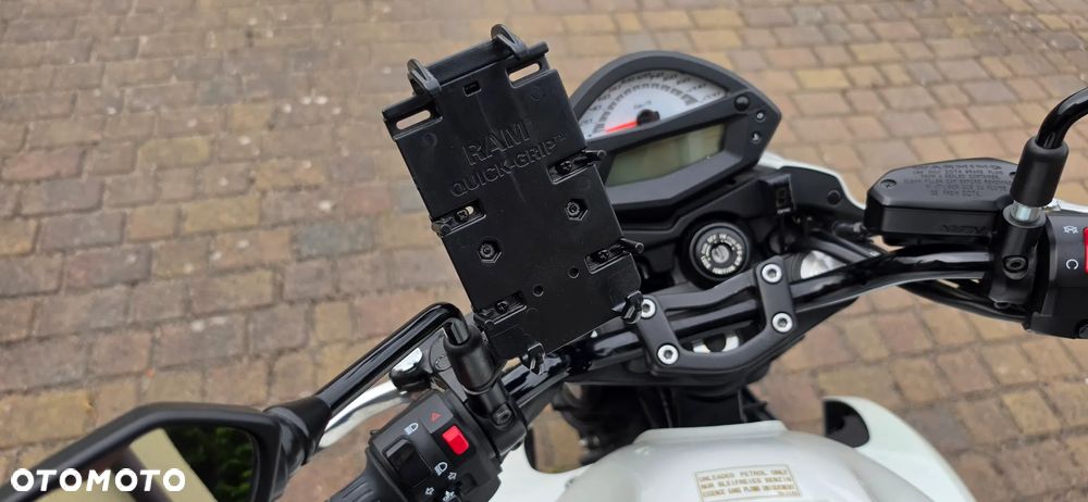 Kawasaki ER - 6