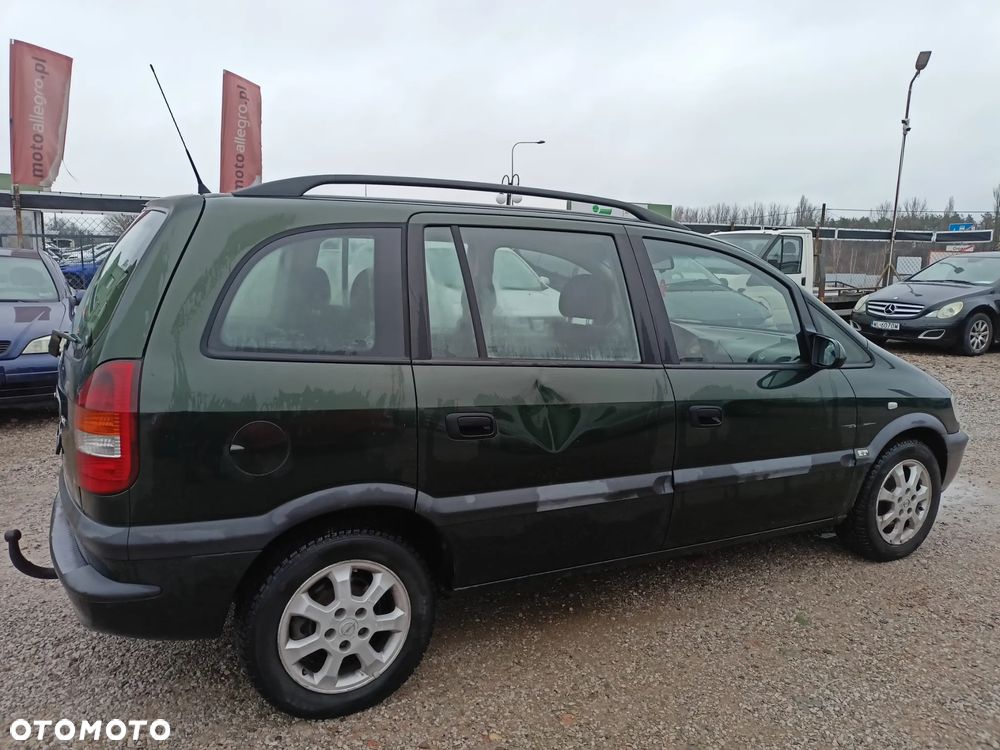 Opel Zafira - 4