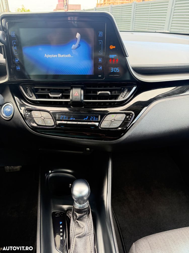 Toyota C-HR - 13