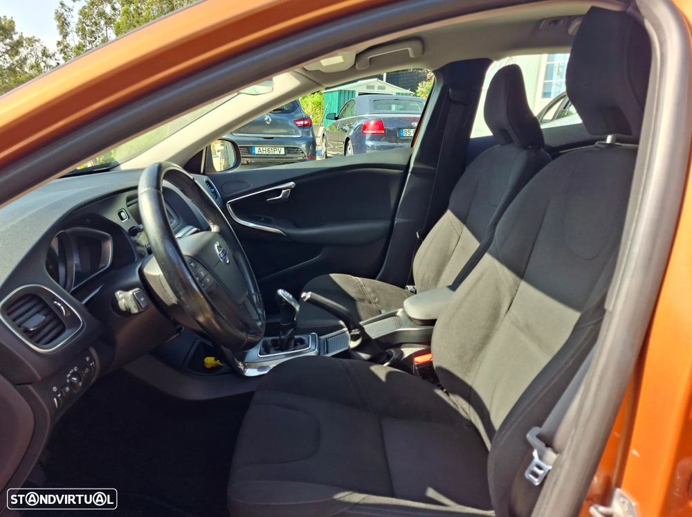 Volvo V40 1.6 D2 Volvo Ocean Race - 10