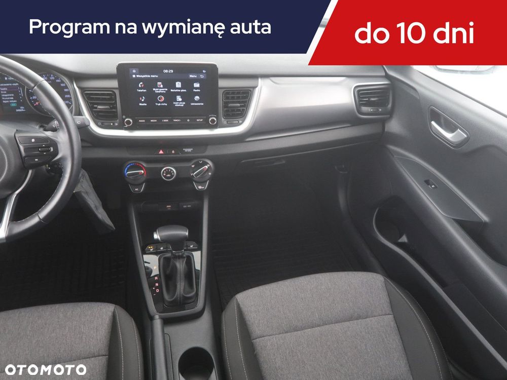 Kia Stonic - 10