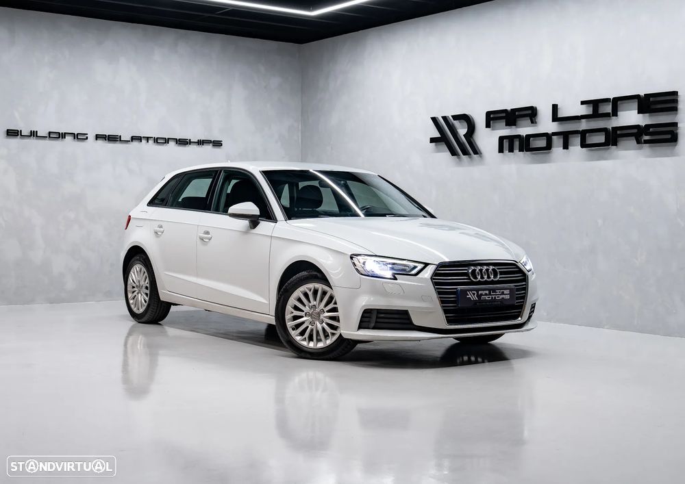 Audi A3 Sportback 1.6 TDI Advance - 2