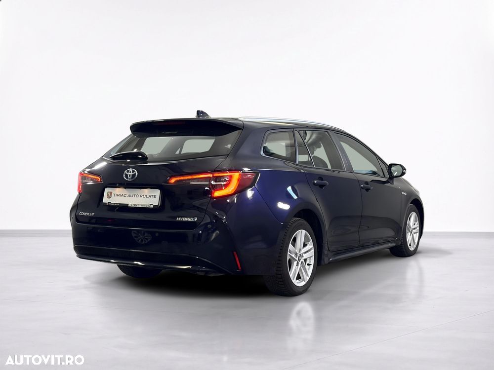 Toyota Corolla - 6