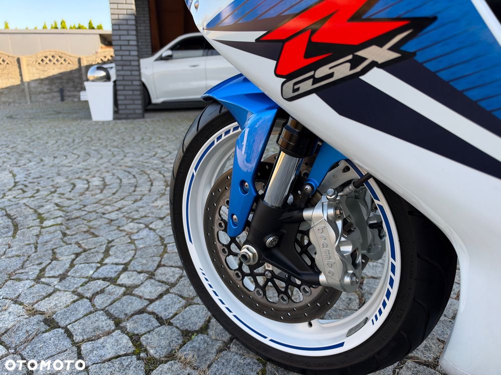 Suzuki GSX-R - 22
