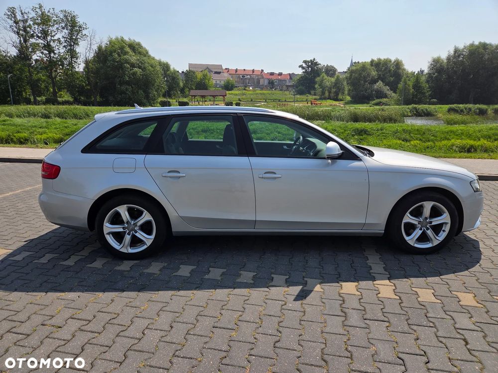 Audi A4 Avant - 8