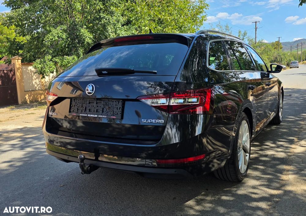Skoda Superb 2.0 TDI Premium Edition - 5