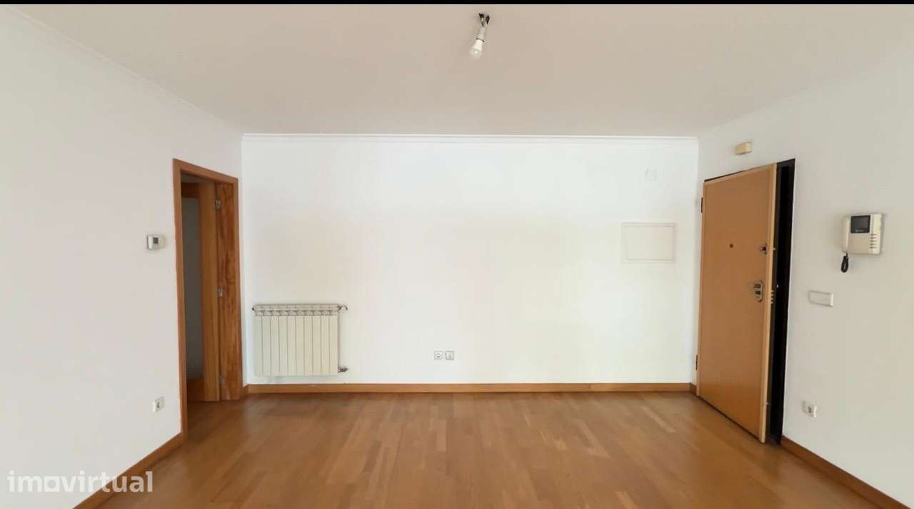 Apartamento T2 para Arrendamento | Guimarães - Grande imagem: 4/10