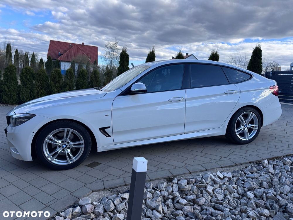 BMW 3GT 330i xDrive M Sport - 6