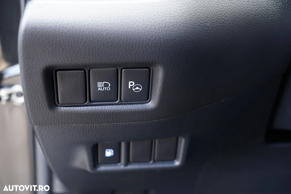 Toyota C-HR Business-Edition - 22