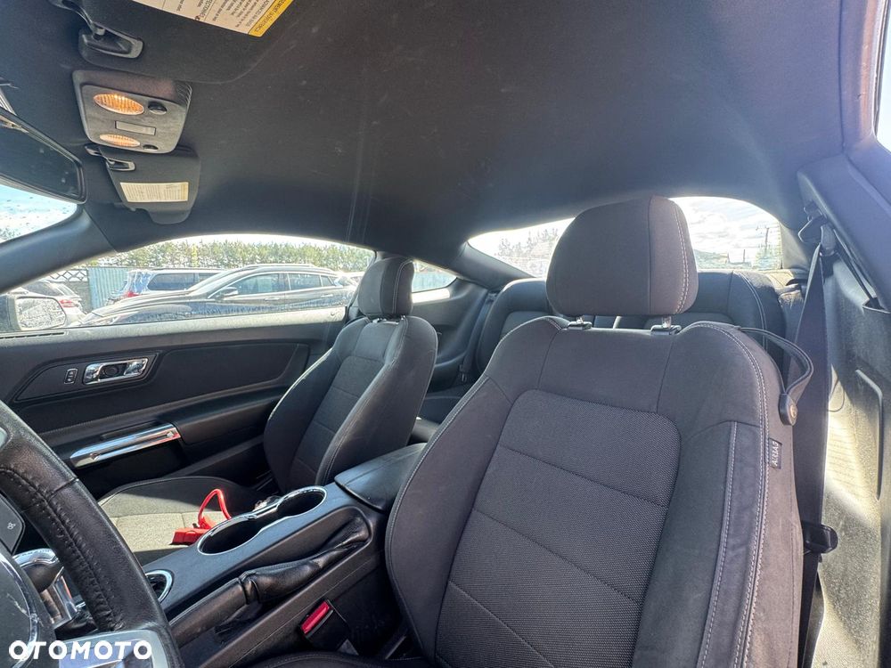 Ford Mustang 3.7 V6 - 16