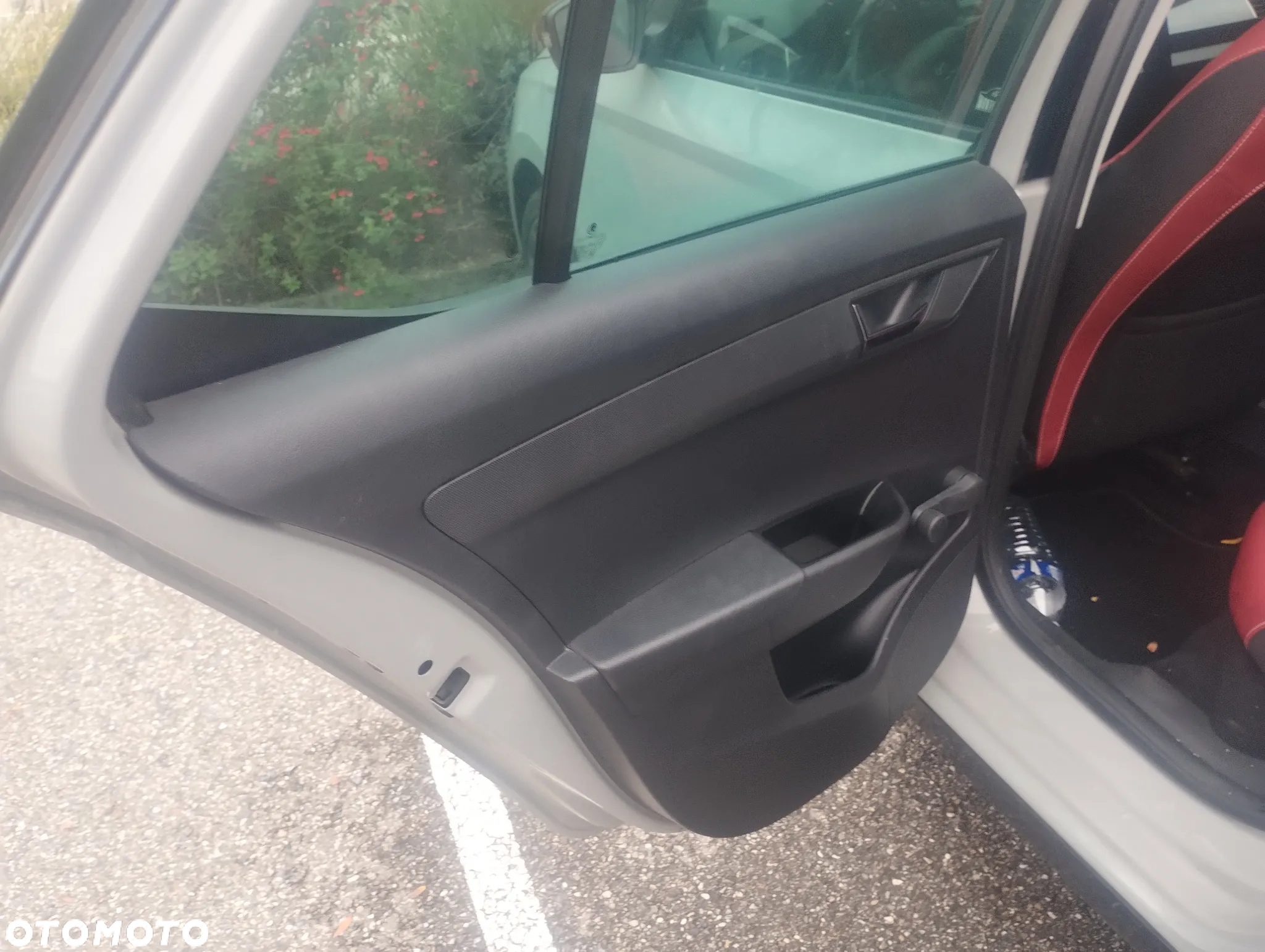 Skoda Fabia 1.2 TSI Monte Carlo - 11
