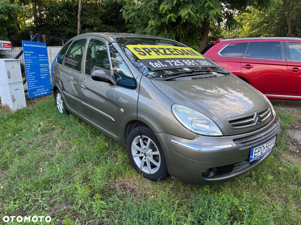 Citroën Xsara Picasso 1.6 16V Exclusive - 1