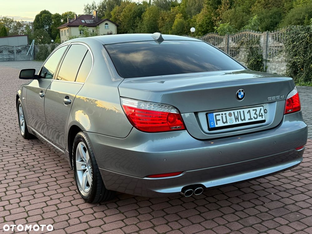 BMW Seria 5 525d Edition Lifestyle - 10