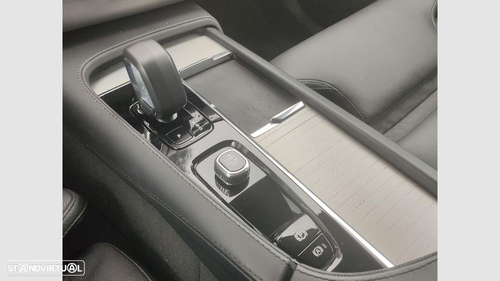Volvo XC 90 2.0 T8 PHEV Plus Bright AWD — fotografia 22