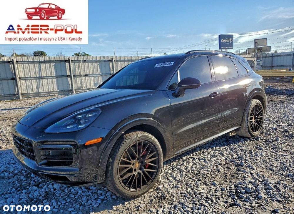 Porsche Cayenne - 1