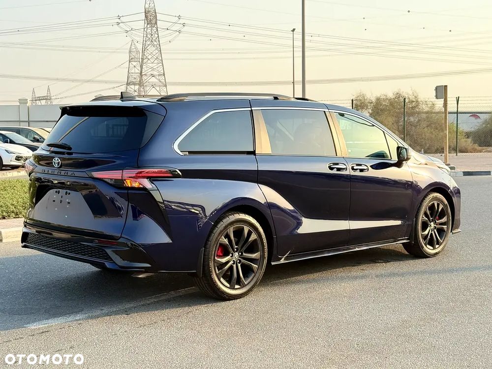 Toyota Sienna 2023 photo 5