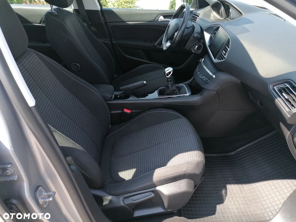 Peugeot 308 1.5 BlueHDi Active S&S - 21