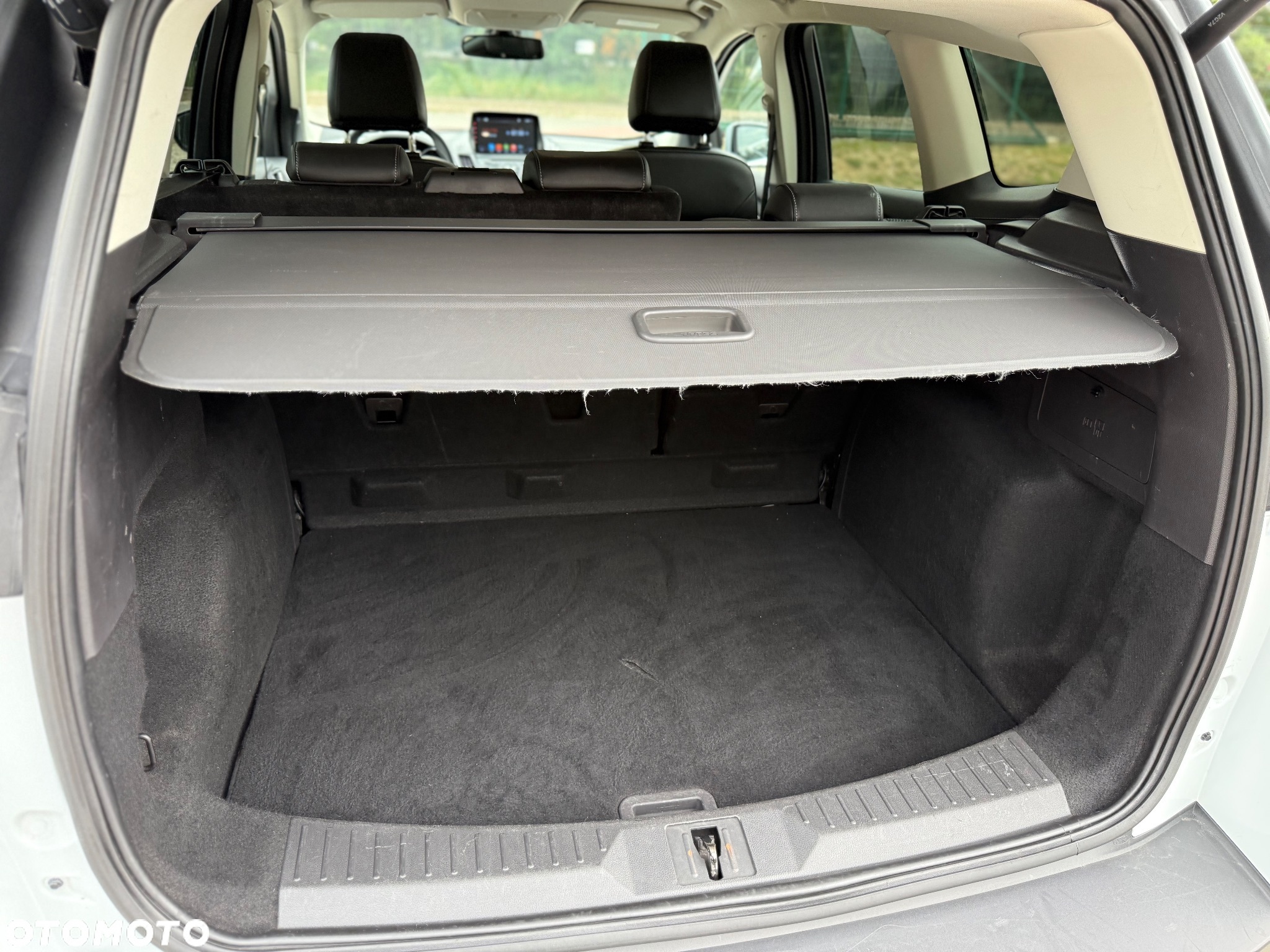 Ford Kuga 2.0 TDCi 4x4 Trend - 24