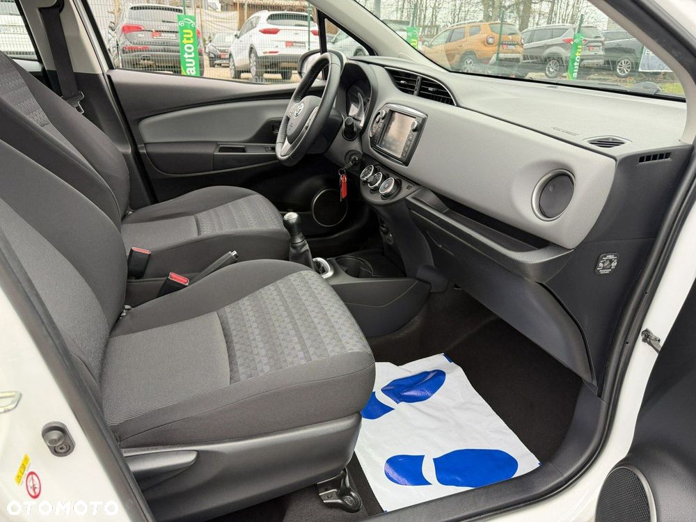 Toyota Yaris - 32