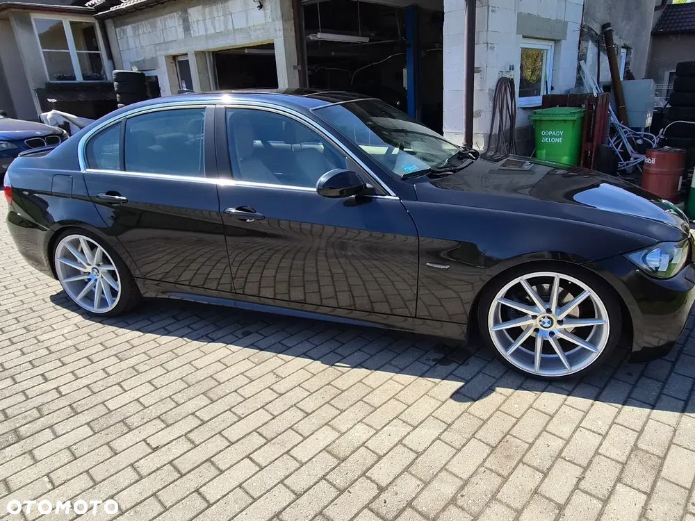 BMW Seria 3 325i - 19