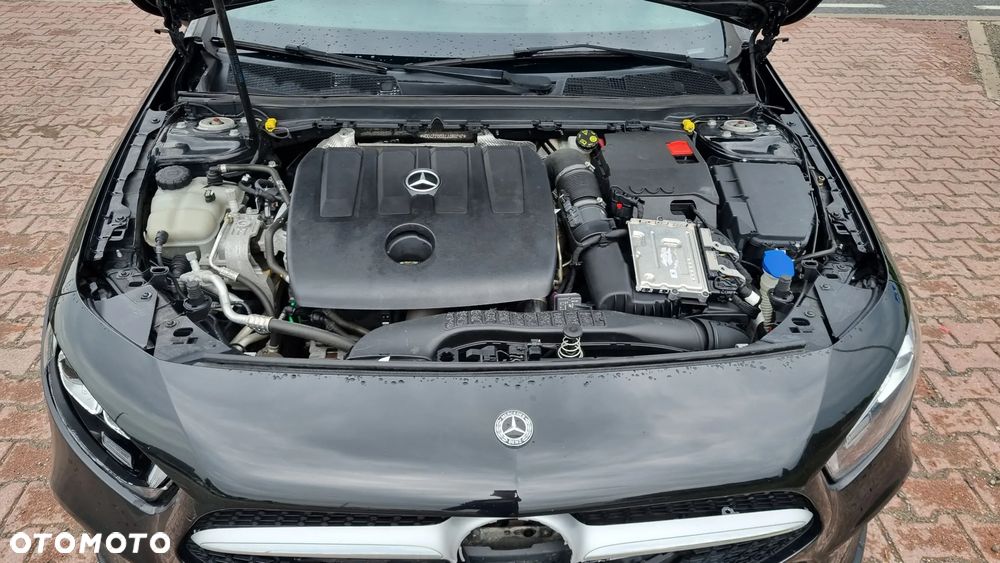 Mercedes-Benz Klasa A 180 d Progressive - 32