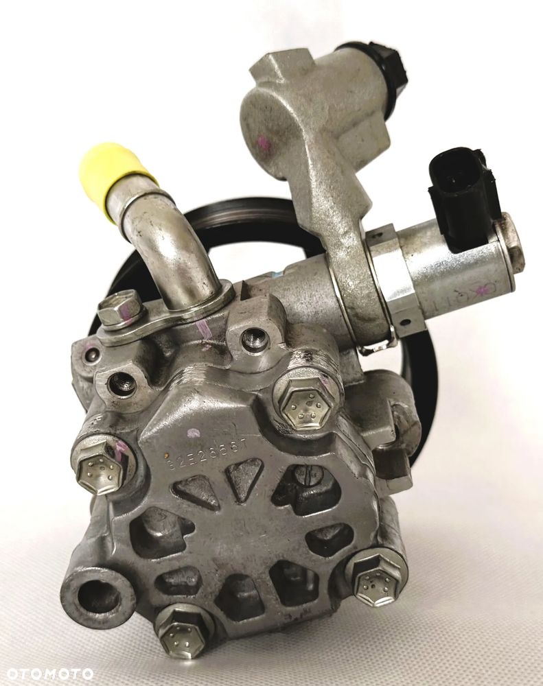POMPA WSPOMAGANIA TOYOTA LAND CRUISER PRADO 150 J150 2.8 D - 8