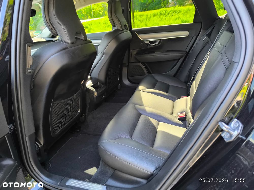 Volvo V90 D5 AWD Momentum Pro - 20