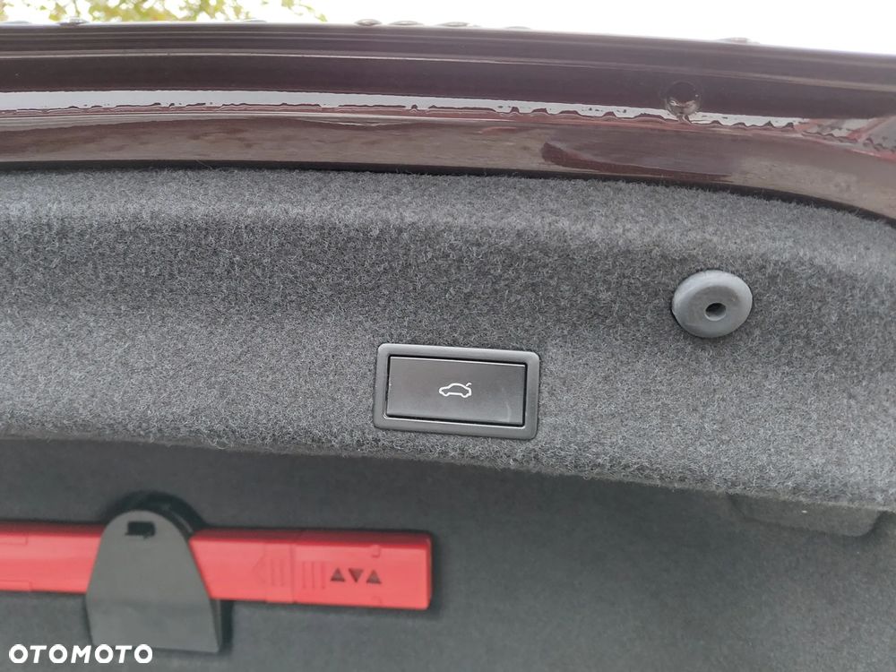 Volkswagen Passat 2.0 TDI SCR DSG Highline - 13