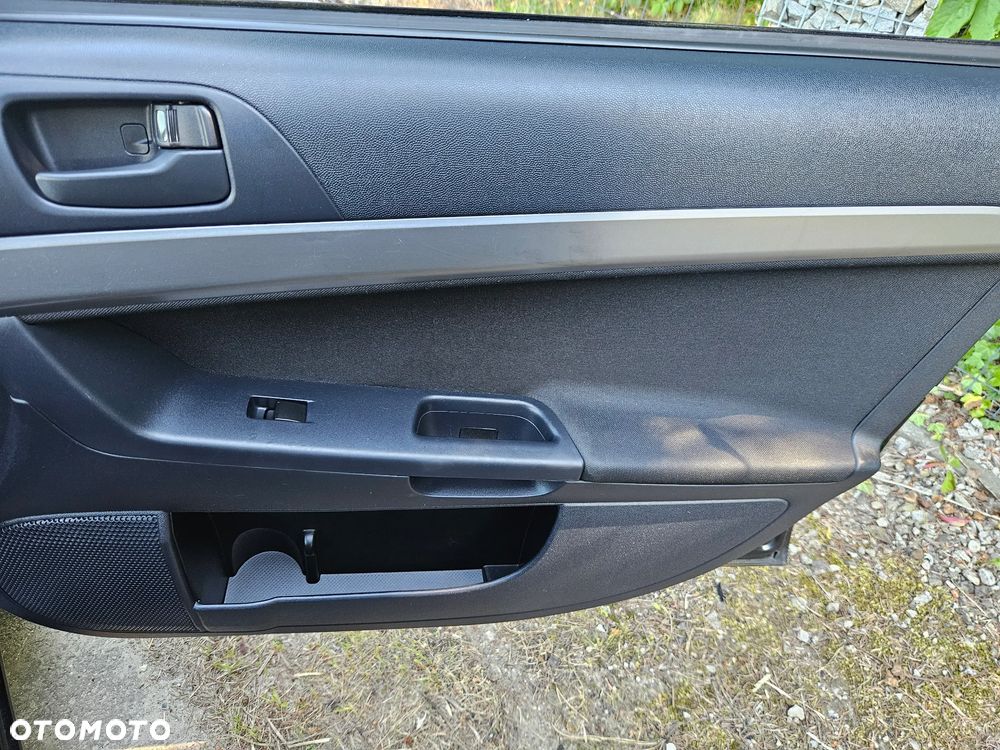Mitsubishi Lancer 1.8 Instyle - 30