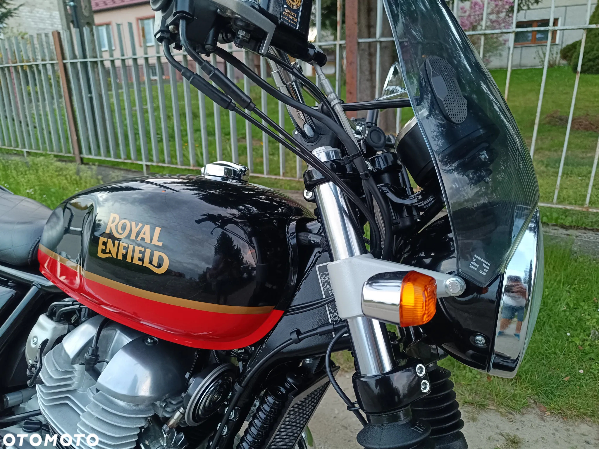 Royal Enfield Interceptor - 14