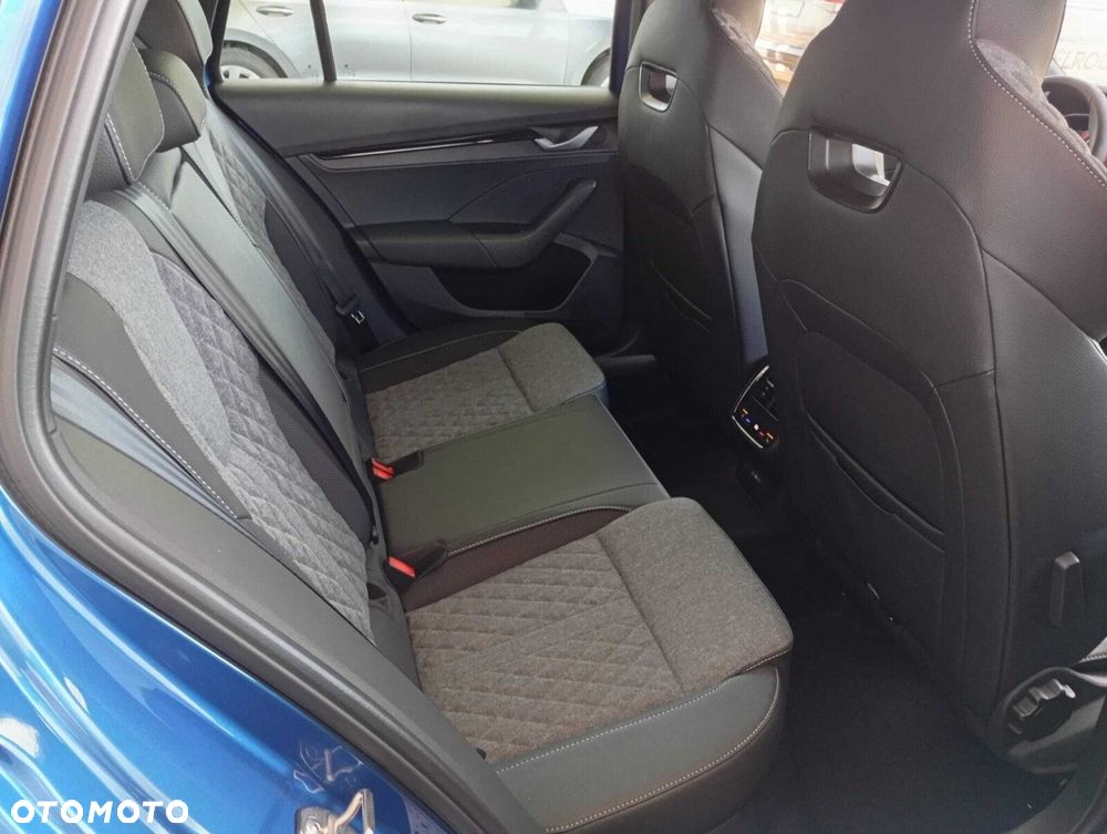Skoda Octavia 1.5 TSI mHEV Sportline DSG - 29