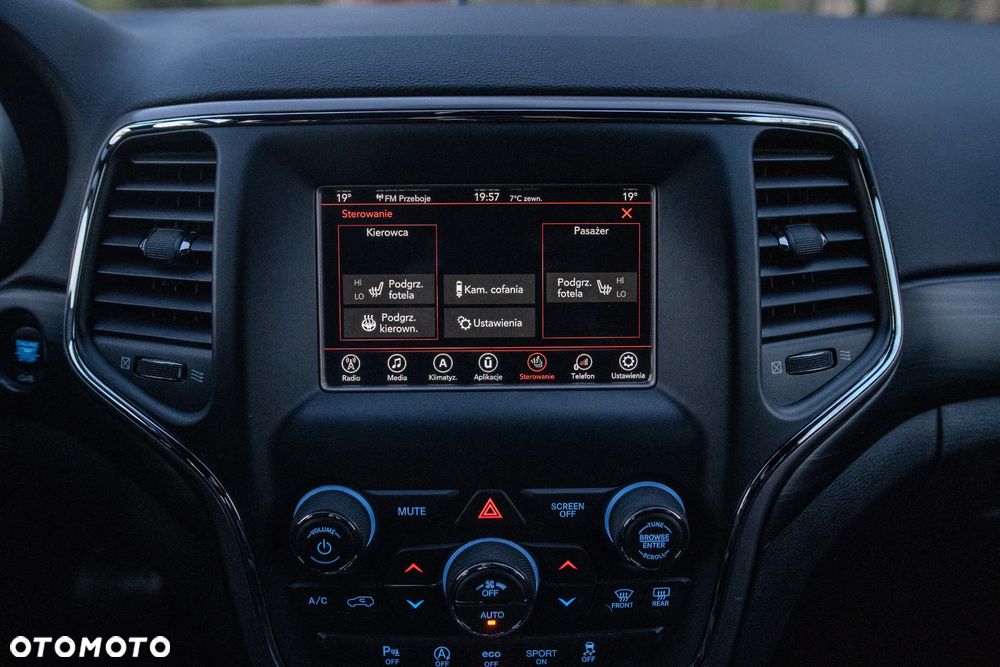 Jeep Grand Cherokee 3.6 V6 Laredo - 27