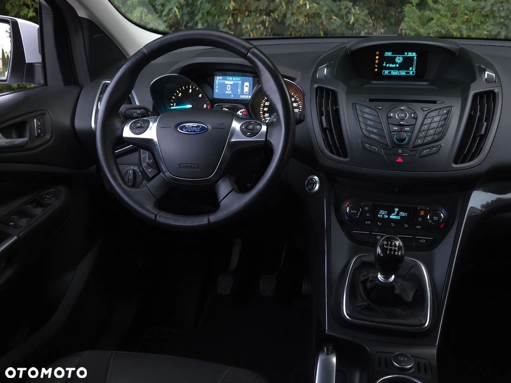 Ford Kuga 2.0 TDCi Titanium - 18
