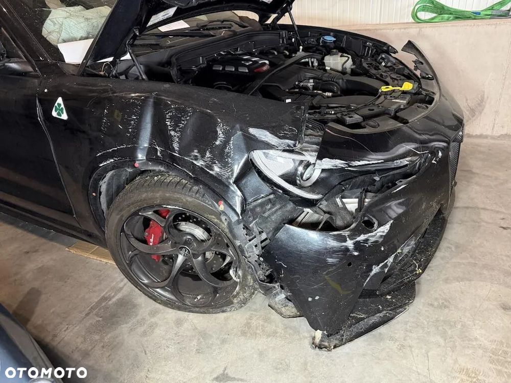 Alfa Romeo Stelvio 2.9 Bi Turbo V6 Quadrifoglio Q4