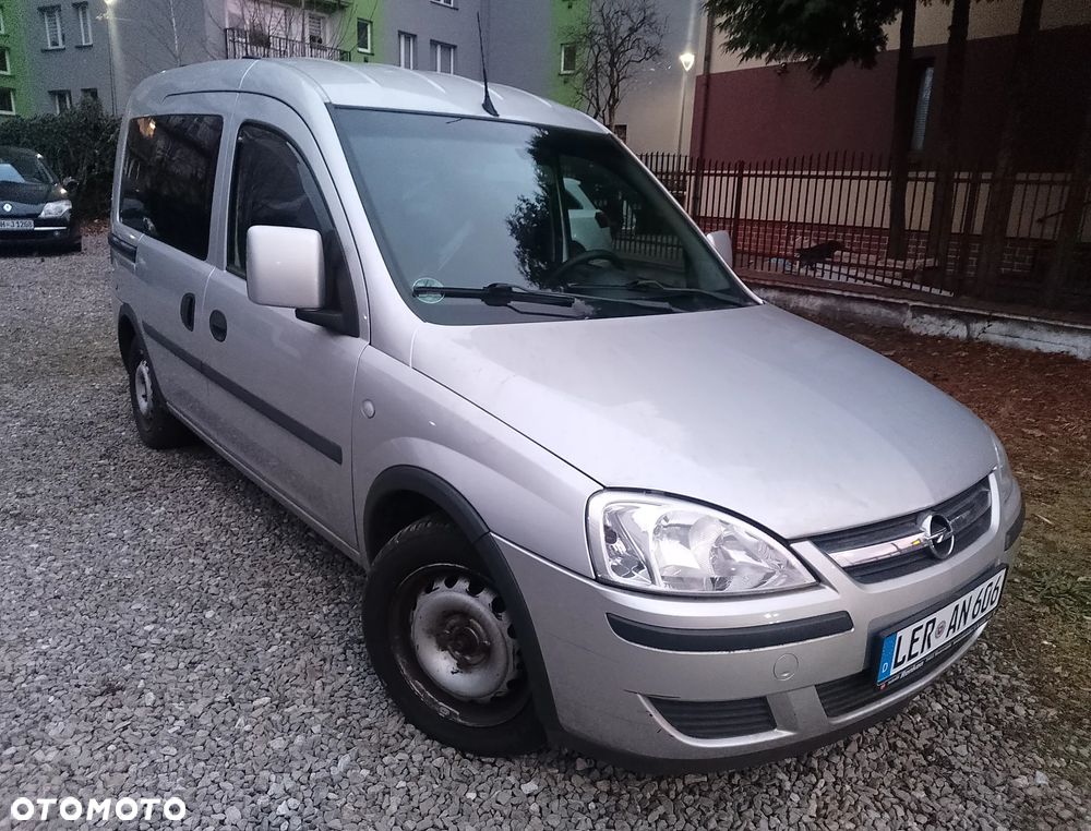 Opel Combo - 1