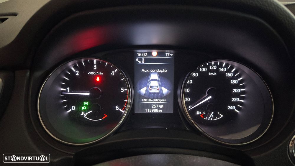 Nissan Qashqai 1.6 dCi Tekna Premium Pele - 13