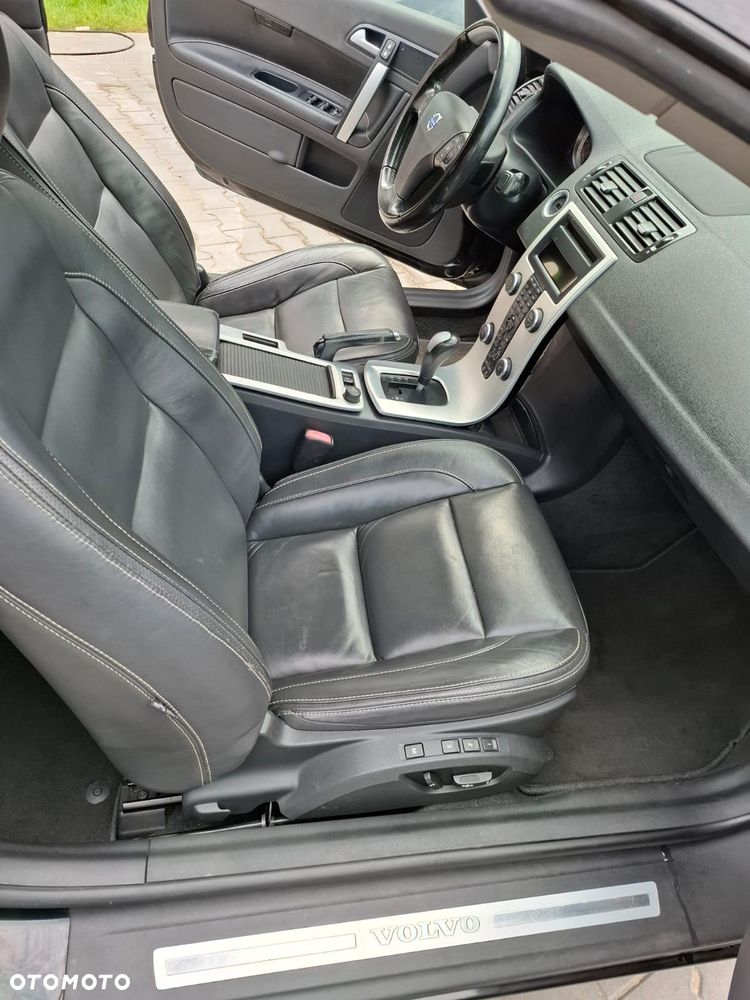 Volvo C70 T5 Momentum - 6
