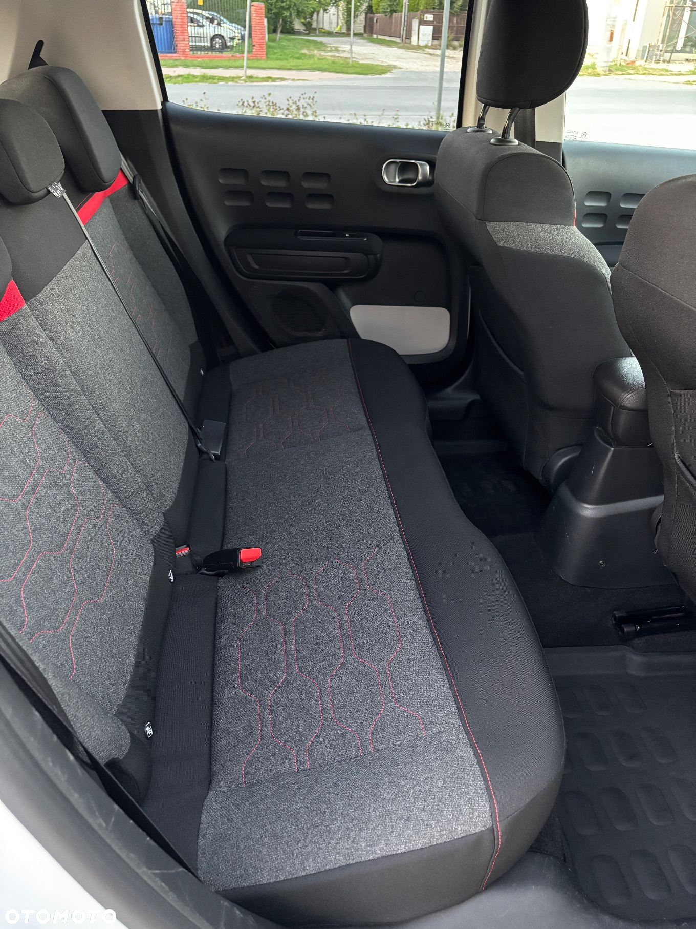 Citroën C3 1.2 PureTech Shine - 24