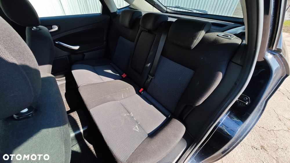 Ford Mondeo 2.3 Trend - 25