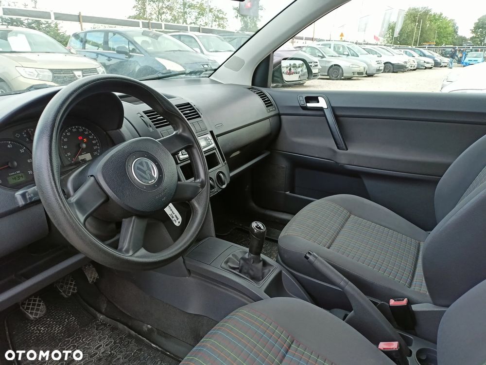 Volkswagen Polo - 7