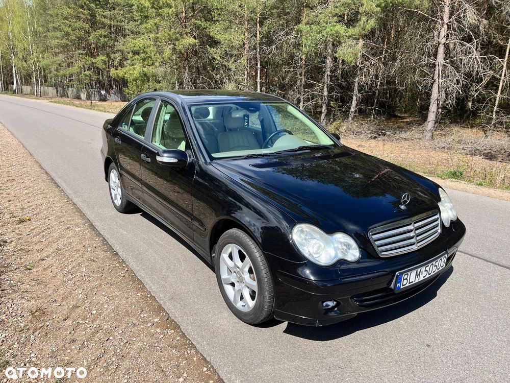 Mercedes-Benz Klasa C 180 T Kompressor Classic - 1