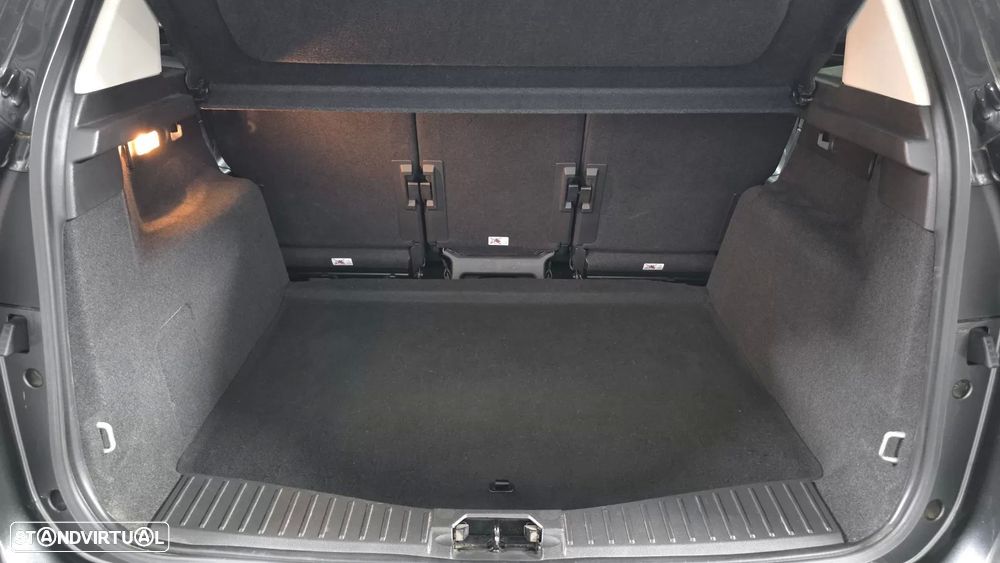 Ford C-Max 1.0 SCTi Titanium S/S - 26