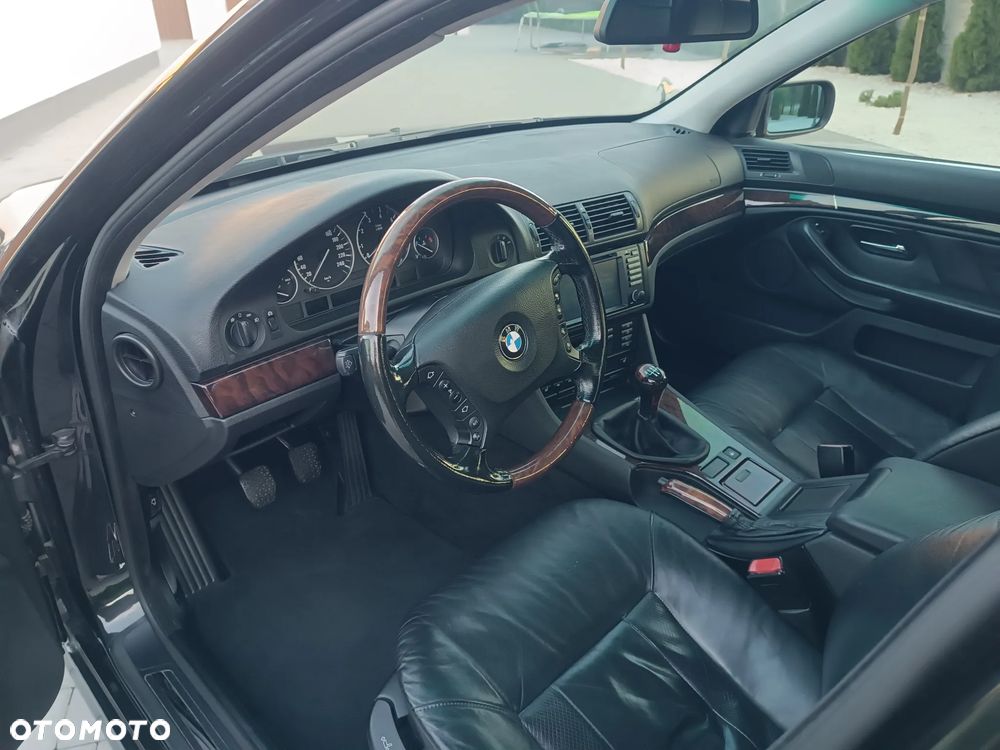 BMW Seria 5 - 18