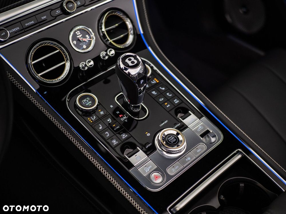 Bentley Continental GT - 16