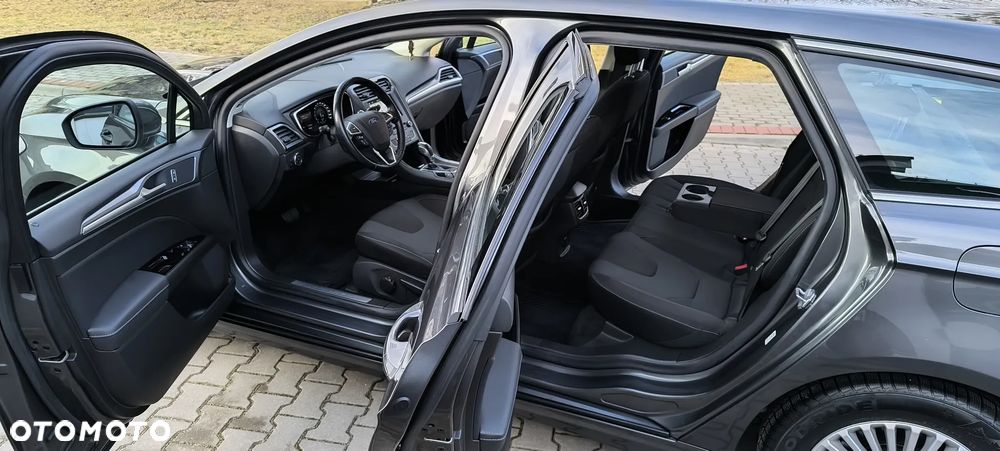 Ford Mondeo 2.0 TDCi STart-Stopp PowerShift-Aut Titanium - 3