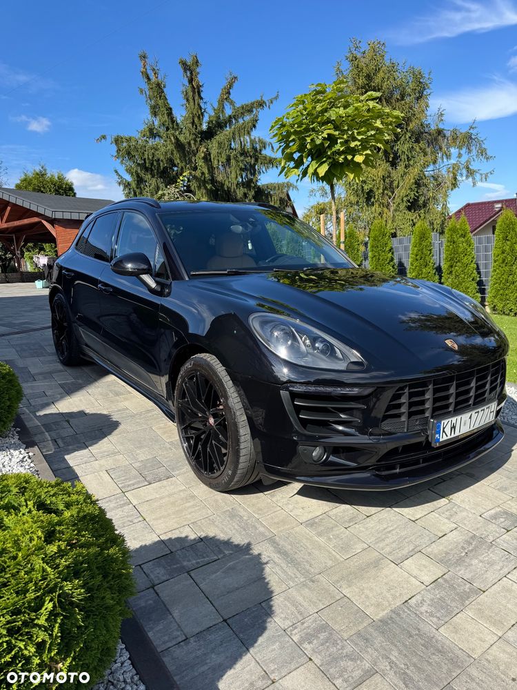 Porsche Macan Standard - 2