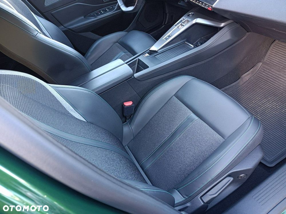 Peugeot 308 1.2 PureTech GPF Allure Pack S&S EAT8 - 21