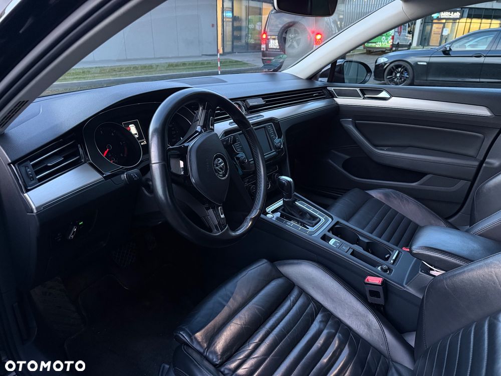 Volkswagen Passat 2.0 TDI SCR DSG Highline - 7