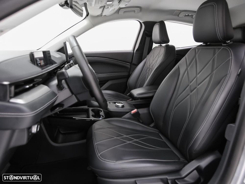 Ford Mustang Mach-E Alargada - 8